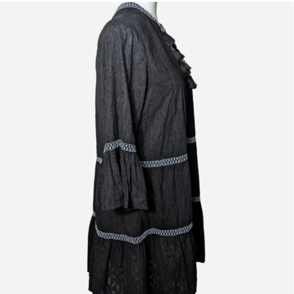 Pre-owned Tommy Bahama Jacquard Black Tunic with White Embroidery - Picture 4 of 4